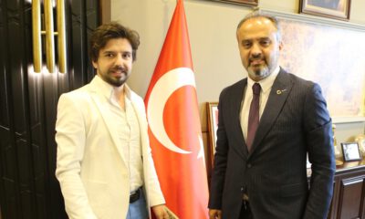 Başkan Aktaş’tan Bursalı şampiyon kuaföre destek