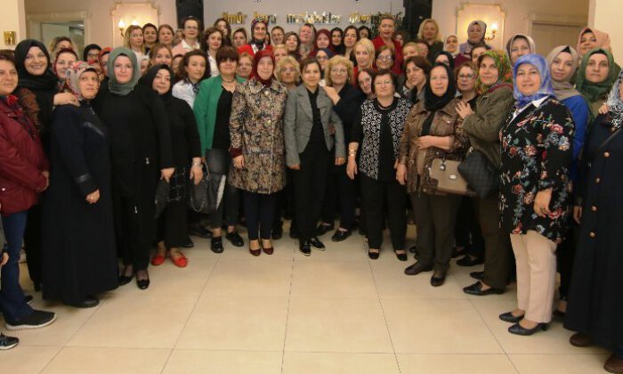 Milletvekili Gözgeç, Rumeli-Balkan kadınlarıyla bir araya geldi