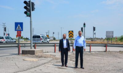 Bursa-Karacabey yolundaki kavşakta sinyalizasyon devrede