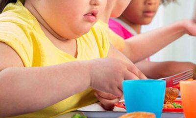 Uzmanlar yaz tatili için ebeveynleri ‘obeziteye’ karşı uyardı