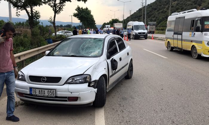 Bursa’da otomobilin çarptığı tarım işçisi öldü