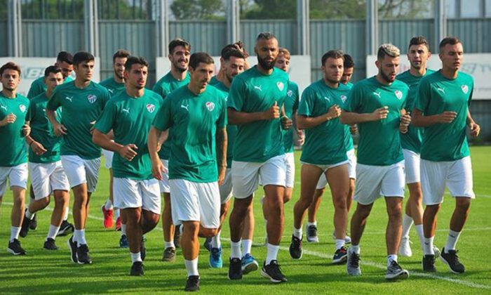 Cem Öztürk: Bursaspor olarak hiç bir takımdan çekinmiyoruz
