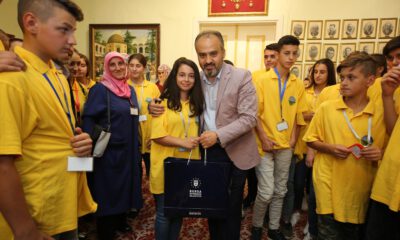 Başkan Aktaş, Üsküplü gençlere Bursa’yı tanıttı