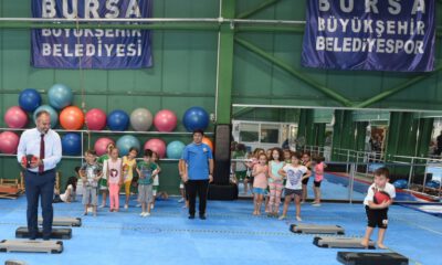 Bursa’da çocuklar geleceğe sporla yürüyor