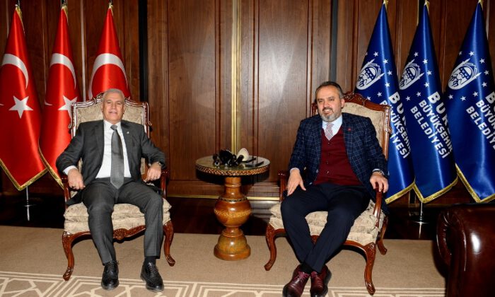 Mustafa Bozbey’den Başkan Aktaş’a ziyaret