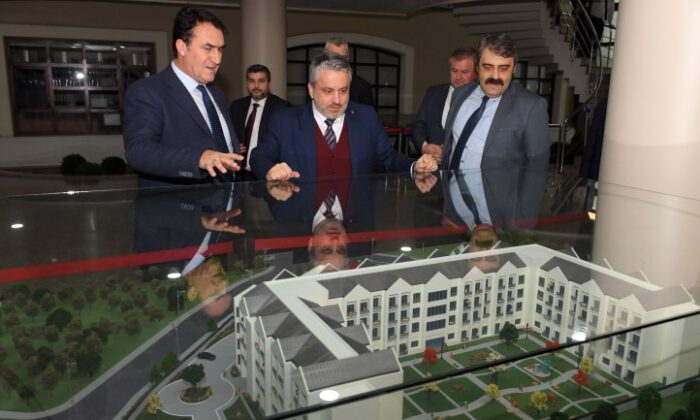 AK Parti Bursa İl Başkanı Salman’dan Dündar’a ziyaret