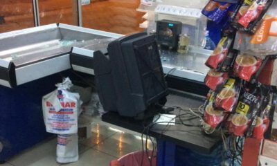 Bursa’da marketten yazar kasa çalan çift yakalandı