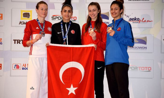 Bursa Büyükşehir tekvandocusu Hatice Kübra İlgün, Dünya Şampiyonu…