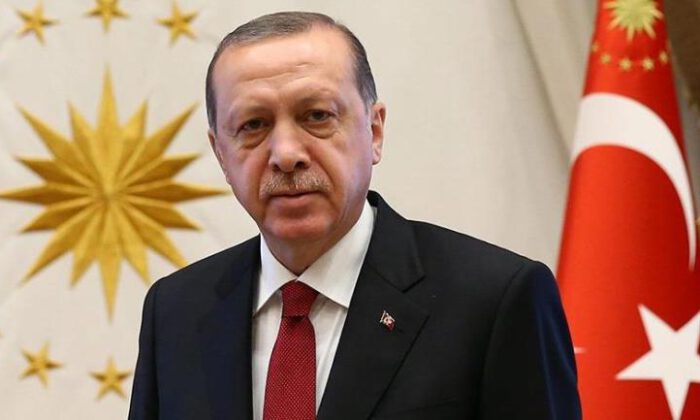 Erdoğan: Uyum içerisinde olmayanlar yarın iflaslarını ilan edecek
