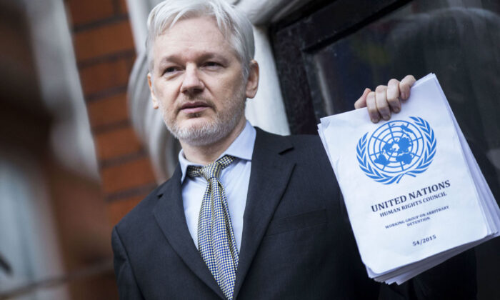Wikileaks kurucusu Assange, gözaltına alındı!