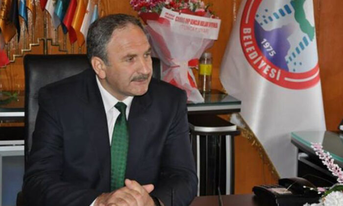 AKP’li eski başkana borç tepkisi: İlçeyi satsak o kadar etmez!