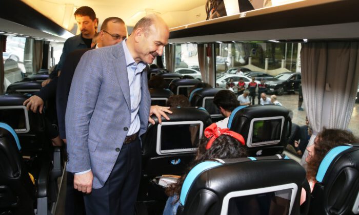 İçişleri Bakanı Soylu, Bursa’da trafik denetimine katıldı