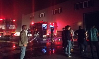 Bursa’da cam fabrikasının deposunda yangın