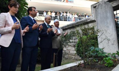 Kılıçdaroğlu ve İmamoğlu İBB’nin ilk Başkanı Hızır Bey’in mezarını ziyaret etti