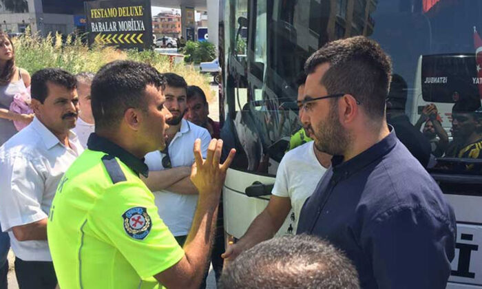 Ekrem İmamoğlu için oy kullanmaya geleceklerin otobüsüne polis engeli…