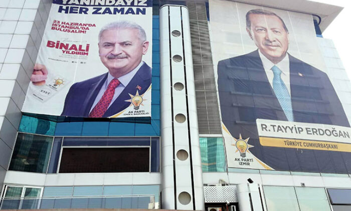 AKP’de “81 ile Binali Yıldırım afişi asılsın” talimatı