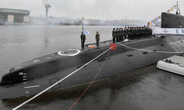 Rus denizaltısında yangın: 14 ölü