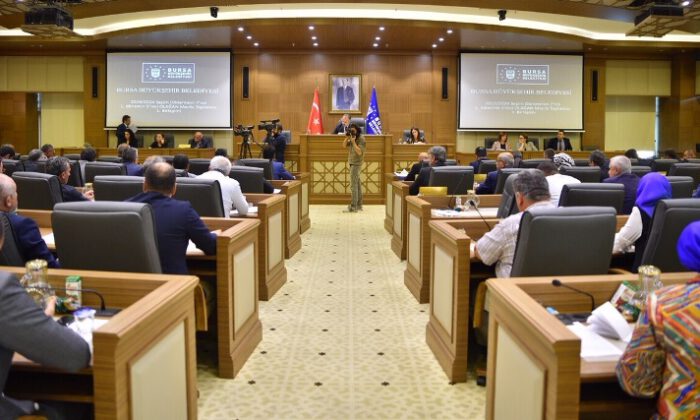 Bursa Büyükşehir Belediye Meclisi toplantılarına ‘canlı’ takip