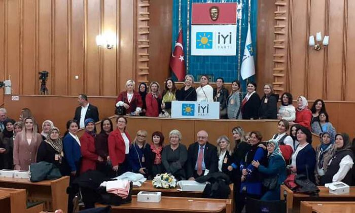 İYİ Partili kadınlardan Ankara çıkarması