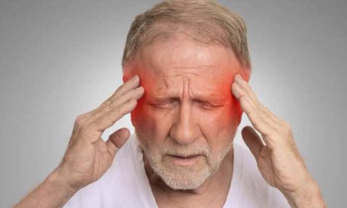 Beyin tümörünün en yaygın belirtisi baş ağrısı!