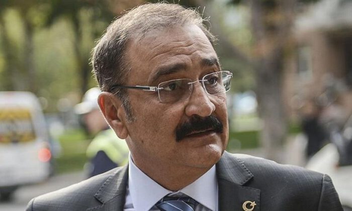 Sinan Aygün, CHP’den istifa etti