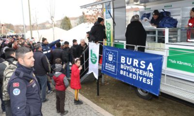 Depremzedelere Bursa Büyükşehir morali