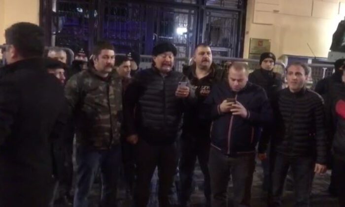 Rusya Konsolosluğu önünde İdlib protestosu