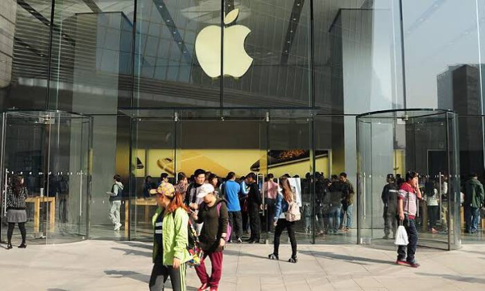 Apple, tüm dünyadaki mağazalarını kapattı