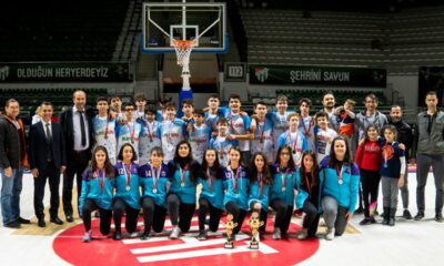 Bursa Yıldızları’nın kız ve erkek takımları, Türkiye Şampiyonası’na katılacak