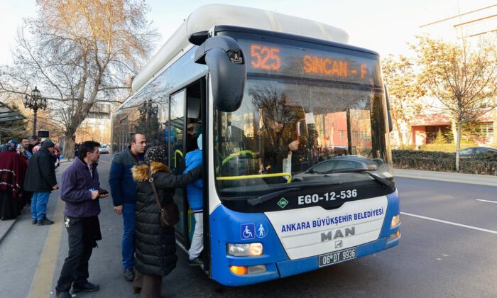 Ankara’da 65 yaş üstü ücretsiz ulaşım uygulaması askıya alındı