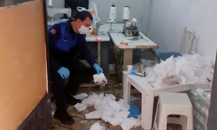 Osmangazi Belediyesi’nden kaçak maske operasyonu