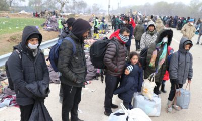 Yunanistan sınırındaki sığınmacılar alandan ayrıldılar