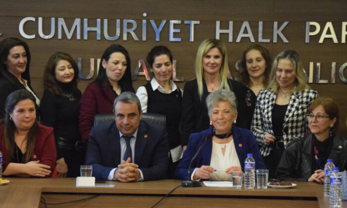 Aysel Okumuş, CHP Bursa İl Kadın Kolları başkan adaylığını açıkladı