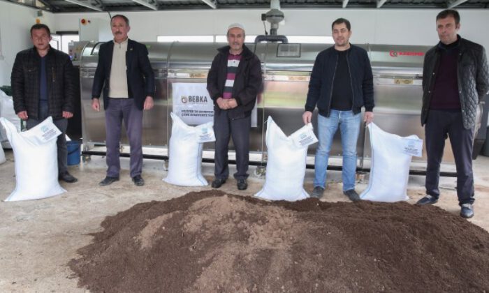 Nilüfer Belediyesi’nden çiftçilere kompost gübre desteği