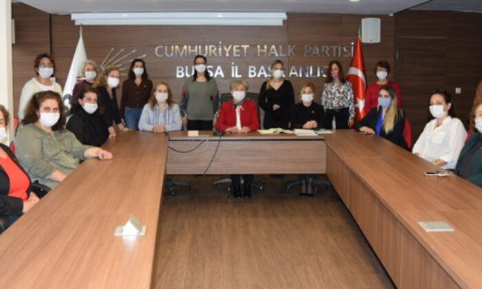 CHP Bursa İl Kadın Kollarında görev dağılımı