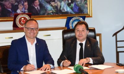 Bursaspor, teknik direktör İrfan Buz ile sözleşme imzaladı
