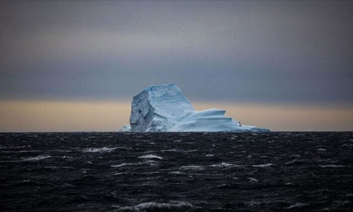 Güney Kutbu’nda sıcaklık, küresel ortalamaya göre üç kat daha fazla