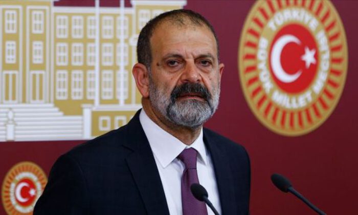 HDP Milletvekili Tuma Çelik, partisinden istifa etti