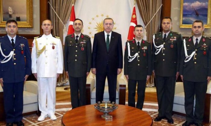Erdoğan’ın yerini bildiren 3 yaver de serbest kaldı