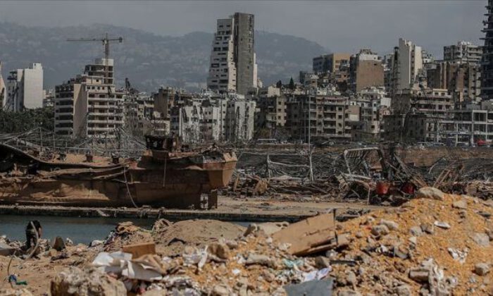 Lübnan’da patlamanın ardından Adalet Bakanı da istifa etti