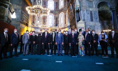 Büyükelçilerden Ayasofya-i Kebir Camii’ne ziyaret