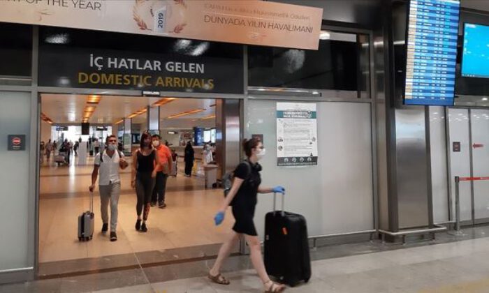 İstanbul havalimanlarından uçan yolcu sayısı 23 milyonu geçti