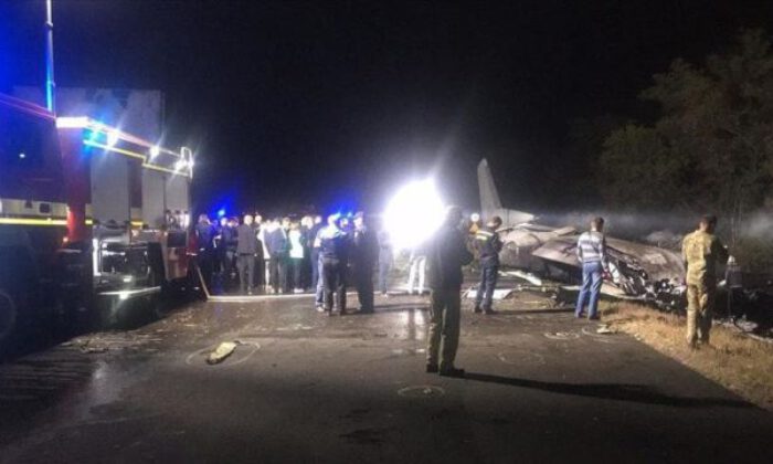 Ukrayna’nın Harkov bölgesinde askeri uçak düştü: 25 kişi öldü