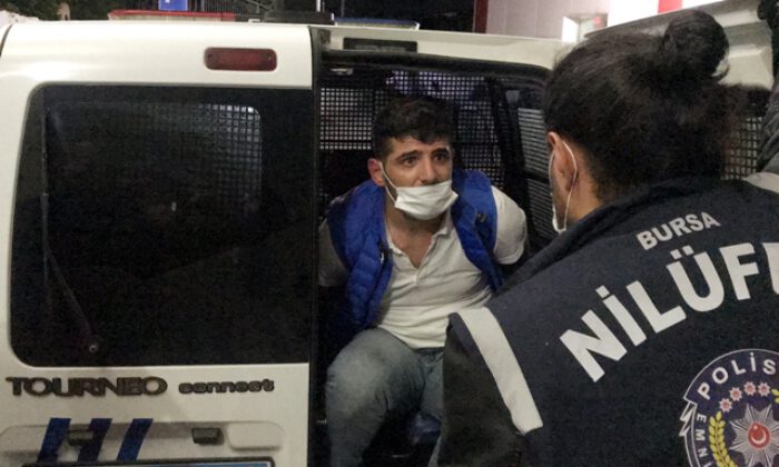 Bursa’da polisten kaçarken kaza yapan sürücünün çantasında…
