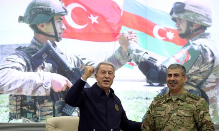 Bakan Akar: Azerbaycan ordusu gücünü tüm dünyaya gösterdi       
