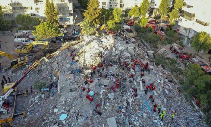 İzmir depremine ilişkin soruşturmada 9 gözaltı
