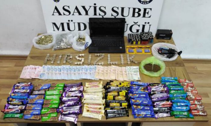 Bursa’da marketten hırsızlık yapan 4 şüpheli gözaltına alındı