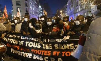 Fransa’da göçmenler oturum izni talebiyle sokaklara çıktı