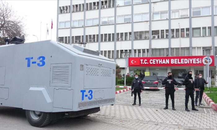 Adana Ceyhan ilçesinde rüşvet operasyonu: 23 gözaltı kararı