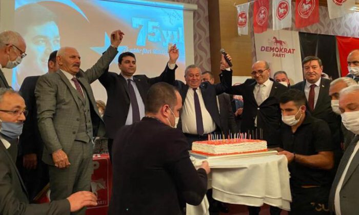 Demokrat Parti’den coşkulu 75. kuruluş yıldönümü kutlaması